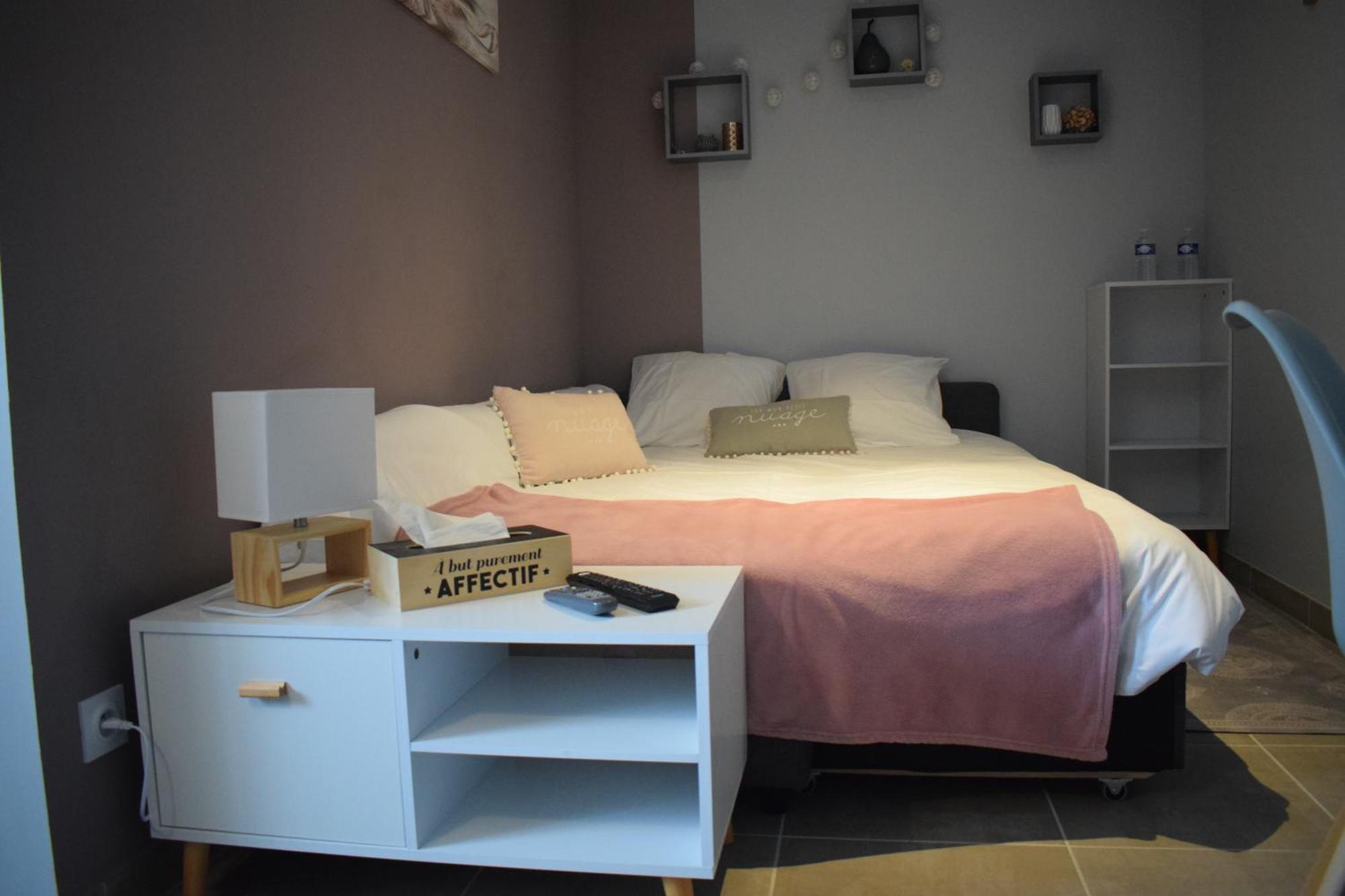 La Sarlamandre, Chambres Et Table D'Hotes Marcillac-Saint-Quentin ภายนอก รูปภาพ