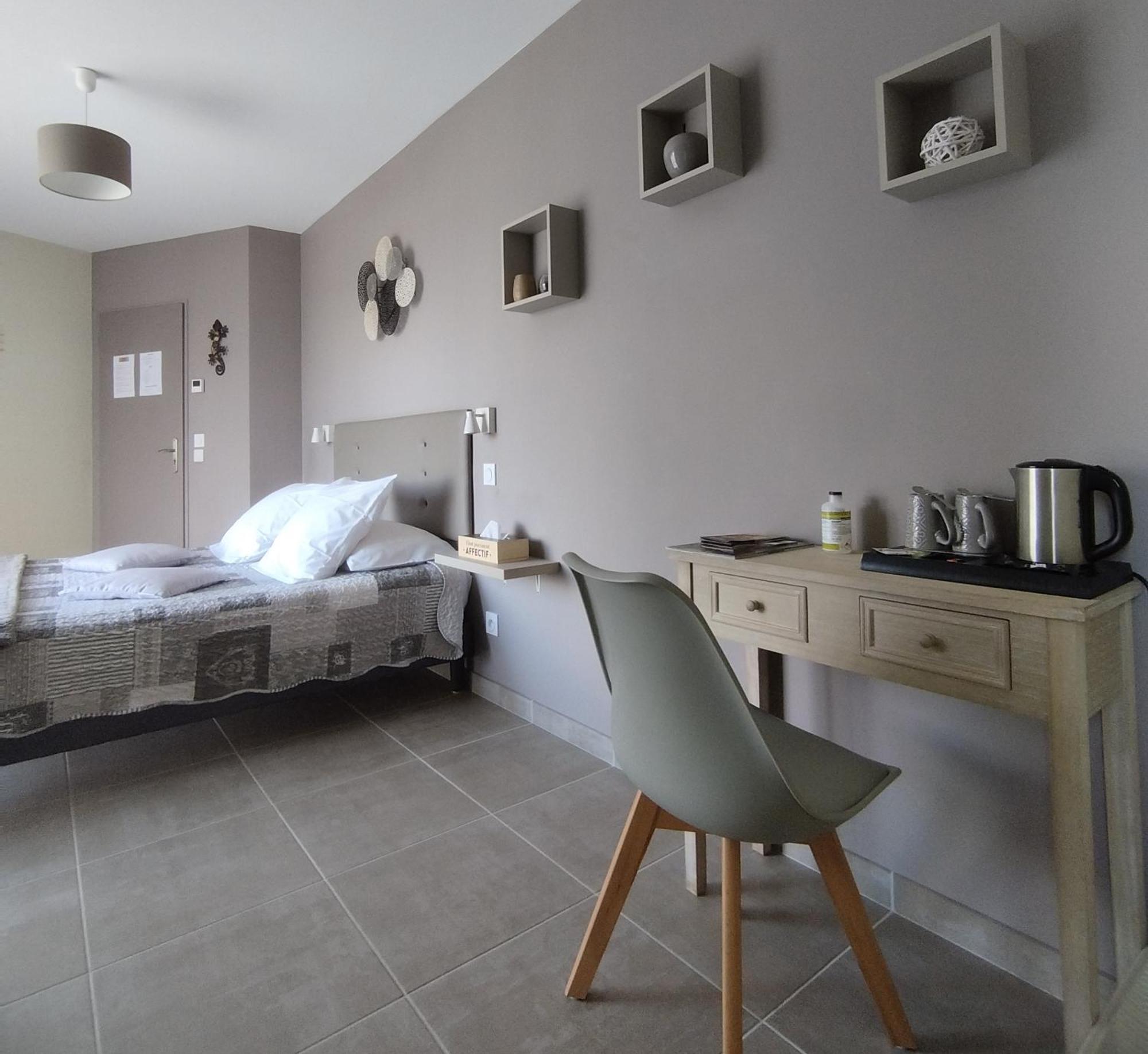 La Sarlamandre, Chambres Et Table D'Hotes Marcillac-Saint-Quentin ภายนอก รูปภาพ