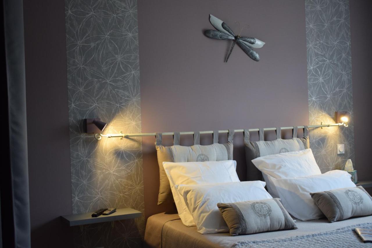 La Sarlamandre, Chambres Et Table D'Hotes Marcillac-Saint-Quentin ภายนอก รูปภาพ