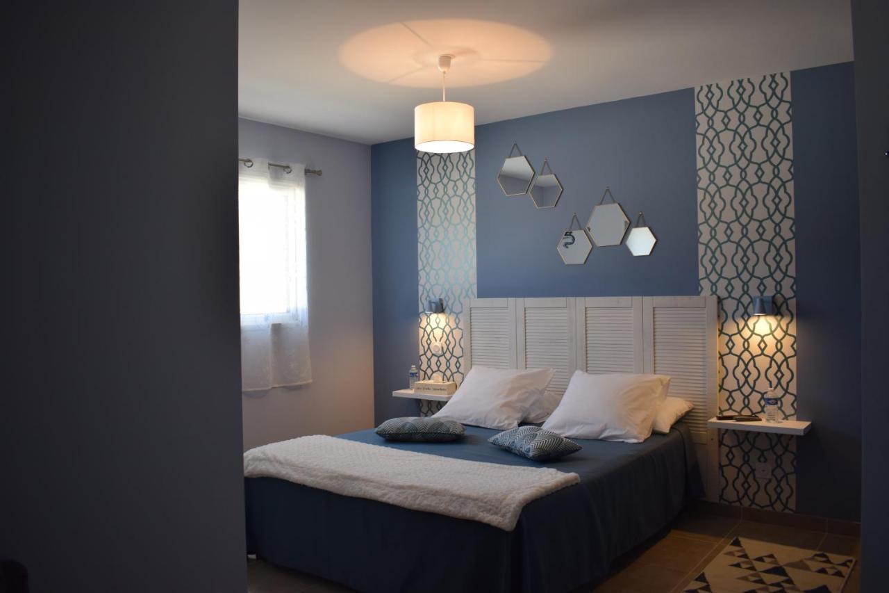 La Sarlamandre, Chambres Et Table D'Hotes Marcillac-Saint-Quentin ภายนอก รูปภาพ